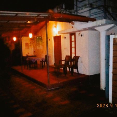 Marari La Rose Beach Homestay Mararikulam Exteriör bild